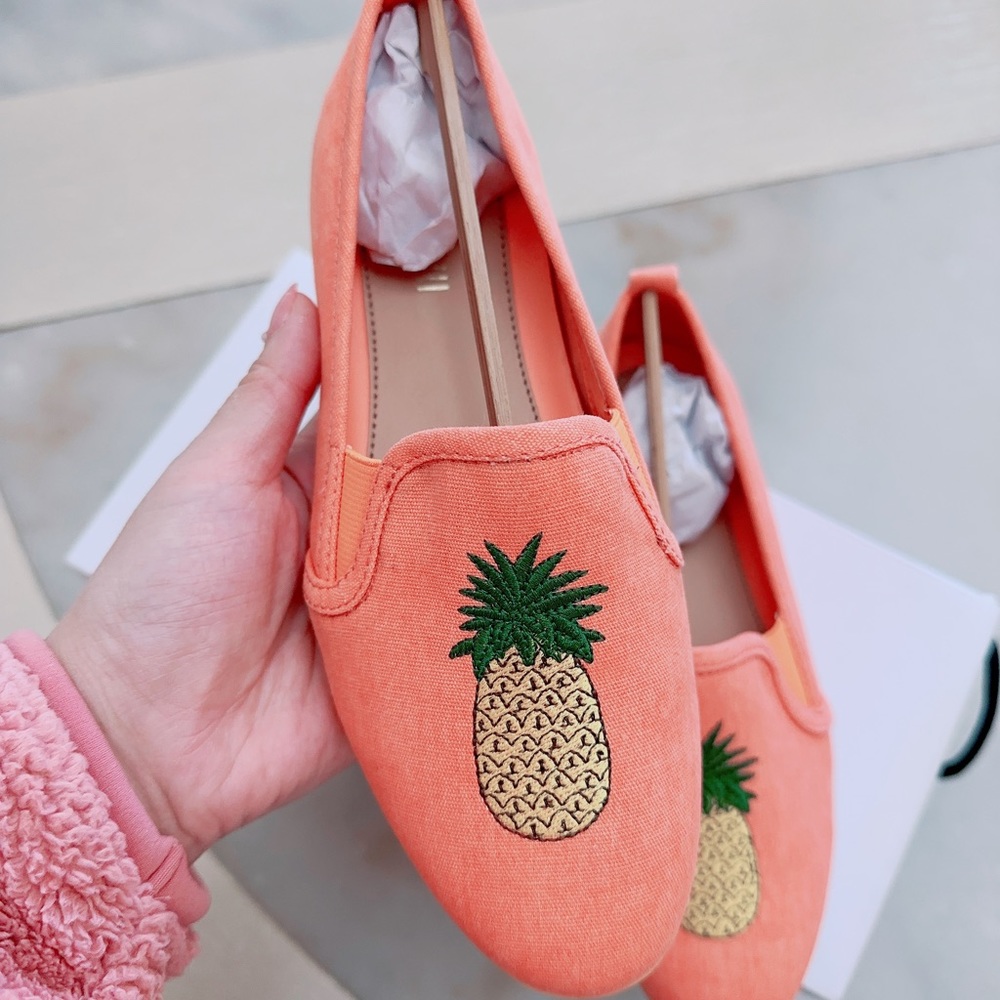 Bar lll  Opal Pineapple Slip-On Shoes Flats and Loafers/NWB
